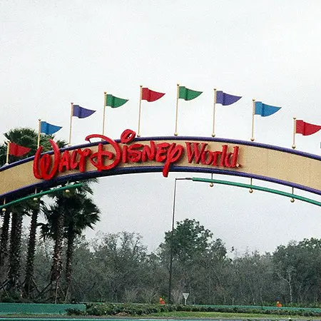 walt disney world orlando. entering Walt Disney World