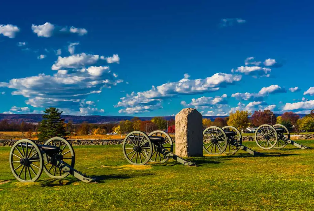 Cannons and a monument at Gettysburg, Pennsylvania.