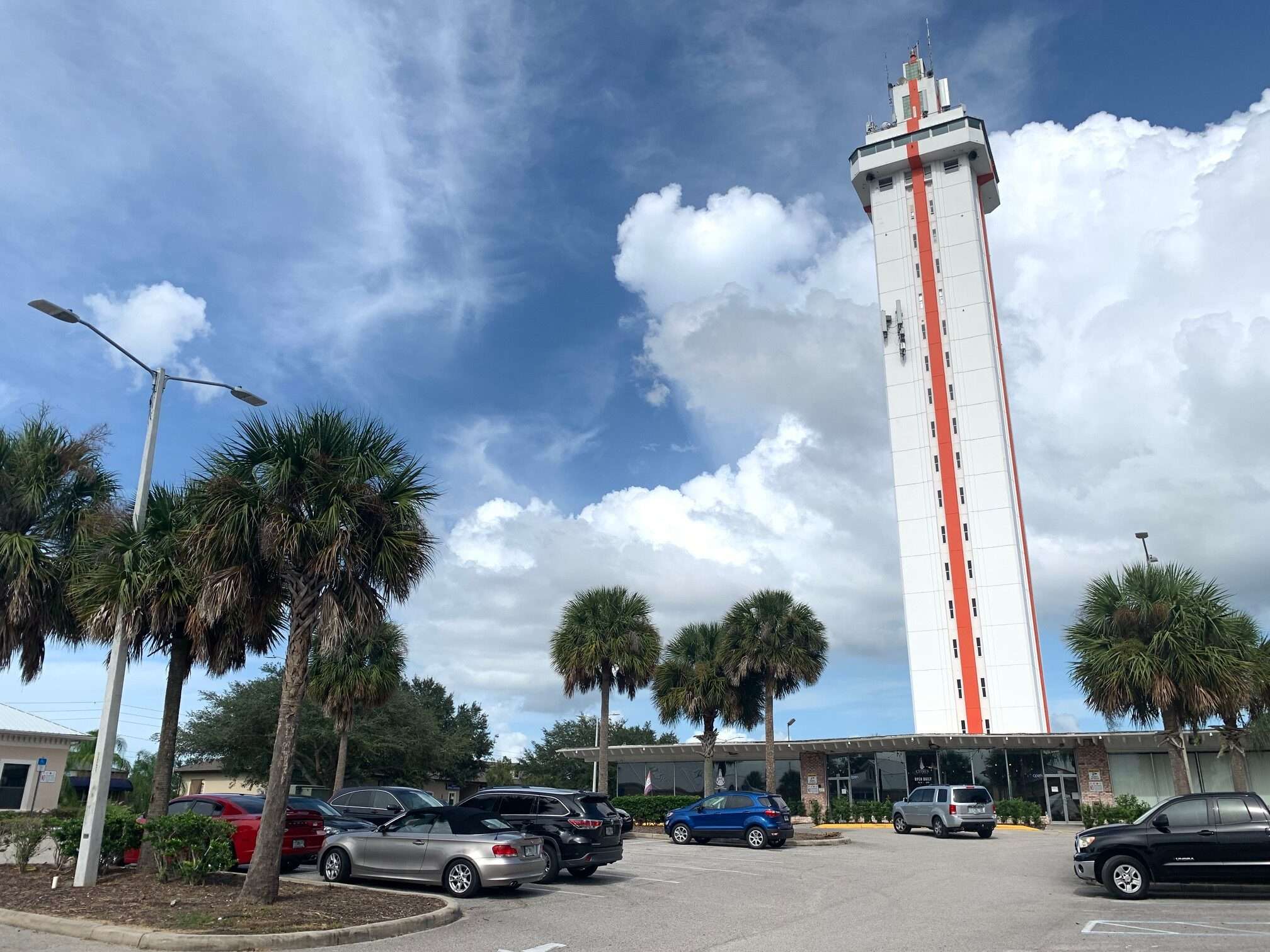 This is a view of the Florida Citrus Tower from the parking lot. photo by Joshua at TheFunTimesGuide.com Florida Citrus Tower parking lot
