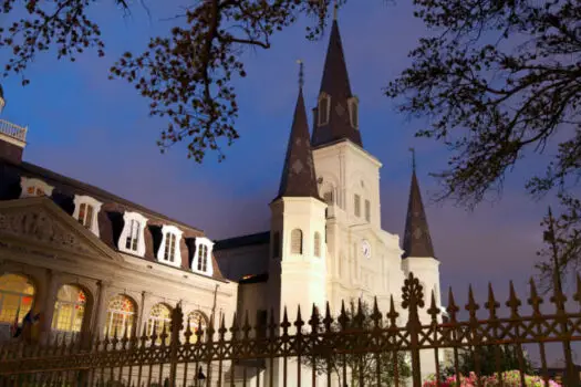Many people say that St. Louis Cathedral is haunted. Here's info about the most notable ghosts at St. Louis Cathedral in New Orleans.