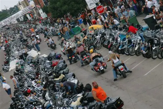 main-street-sturgis-motorcycle-parking