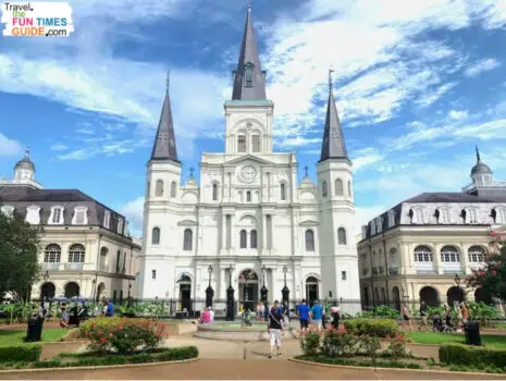 Tips and tricks for visiting St. Louis Cathedral in New Orleans, Louisiana.