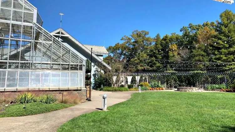 The pergola and sunroom adjacent to the Baker Exhibit Center at the North Carolina Arboretum.