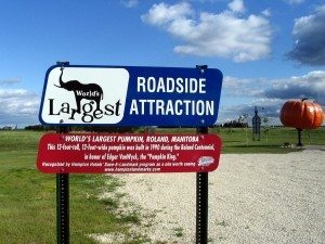 worlds-largest-roadside-attraction-by-Loozrboy