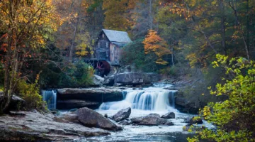 Here are some good things to know before visiting the Glade Creek Grill Mill at Babcock State Park in West Virginia.